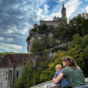 Campertrip met kinderen: kaarsje&nbsp;branden